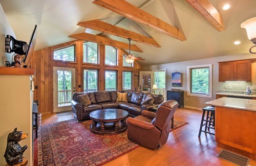 Boone House | 157 m² House ∙ 3 bedrooms ∙ 8 guests