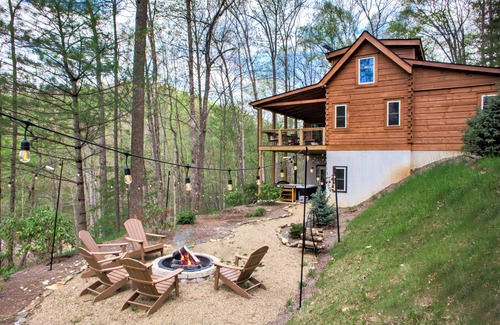 Spruce Pine House | 166 m² House ∙ 3 bedrooms ∙ 9 guests