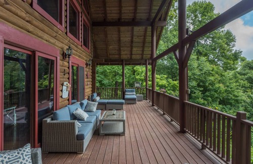 Fletcher Cabin | 167 m² Cabin ∙ 3 bedrooms ∙ 6 guests