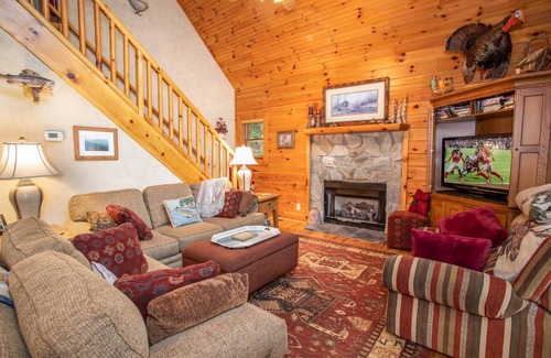 Boone Cabin | 167 m² Cabin ∙ 4 bedrooms ∙ 10 guests
