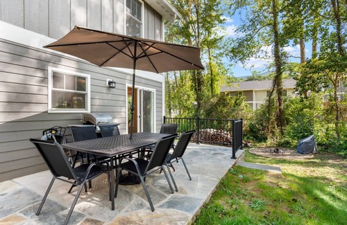 Asheville House | 167 m² House ∙ 3 bedrooms ∙ 10 guests