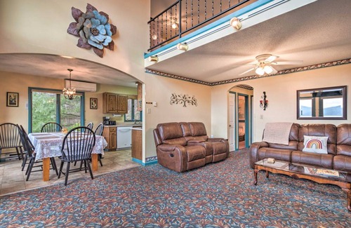 Burnsville House | 167 m² House ∙ 4 bedrooms ∙ 10 guests