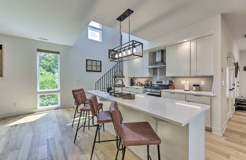 Downtown House | 179 m² House ∙ 3 bedrooms ∙ 8 guests