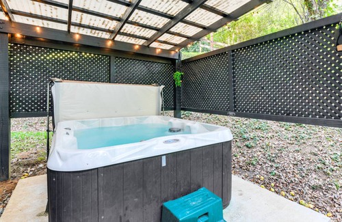 Hemphill Heights House | 181 m² House ∙ 4 bedrooms ∙ 9 guests