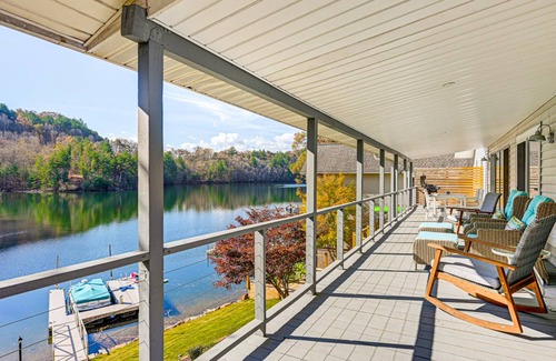 Robbinsville Cottage | 185 m² Cabin ∙ 4 bedrooms ∙ 8 guests