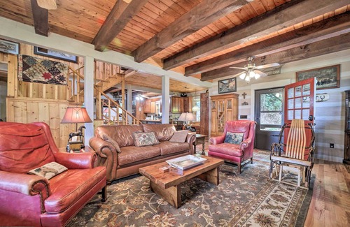 Bryson City House | 185 m² House ∙ 3 bedrooms ∙ 6 guests