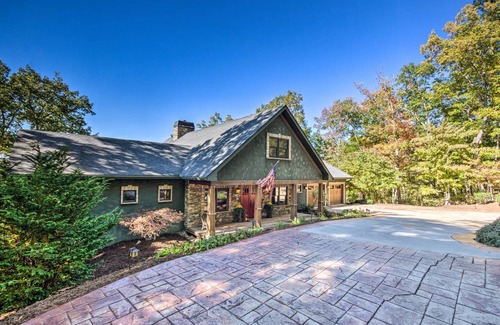 Black Mountain House | 185 m² House ∙ 3 bedrooms ∙ 4 guests