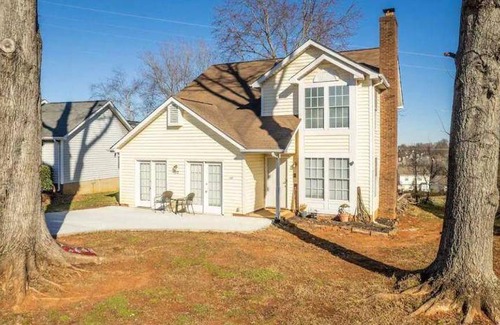 Charlotte Apartment | 186 m² Apartment ∙ 6 guests