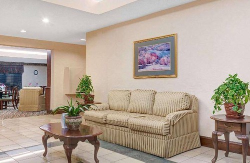 Haw River Hotel | 19 m² Hotel ∙ 127 guests