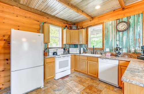 Bryson City House | 192 m² House ∙ 3 bedrooms ∙ 8 guests