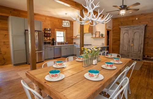 Apple Ridge Cabin | 193 m² Cabin ∙ 3 bedrooms ∙ 8 guests