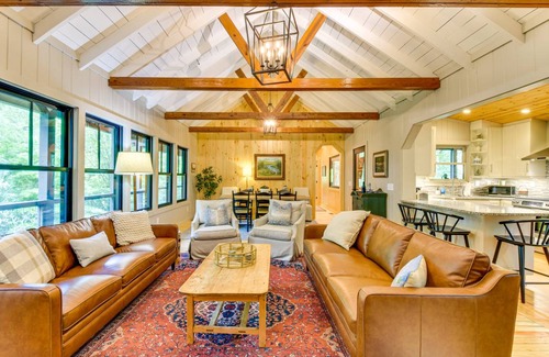 Mirror Lake House | 195 m² House ∙ 4 bedrooms ∙ 9 guests