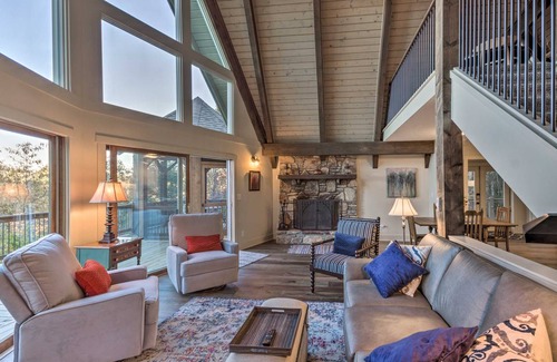 Brevard House | 196 m² House ∙ 3 bedrooms ∙ 8 guests