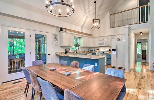 Sapphire House | 2 Mi to Sapphire Resort: Home w/Hot Tub & Games!