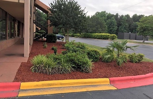 Gold Rock Hotel | 2-Star Hotel ∙ Baymont by Wyndham Rocky Mount I-95