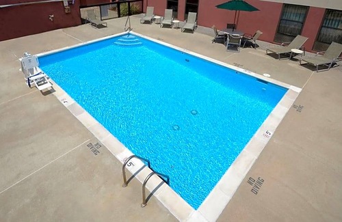 Wake Forest Hotel | 2-Star Hotel ∙ Hampton Inn Raleigh/Town of Wake Forest
