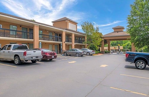 Rockingham Hotel | 2-Star Hotel ∙ Quality Inn & Suites Rockingham