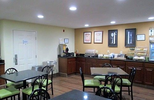 Asheboro Hotel | 2-Star Hotel ∙ SureStay Plus Hotel by Best Western Asheboro