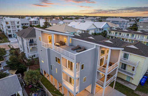 Wilmington Beach House | 204 m² House ∙ 4 bedrooms ∙ 13 guests