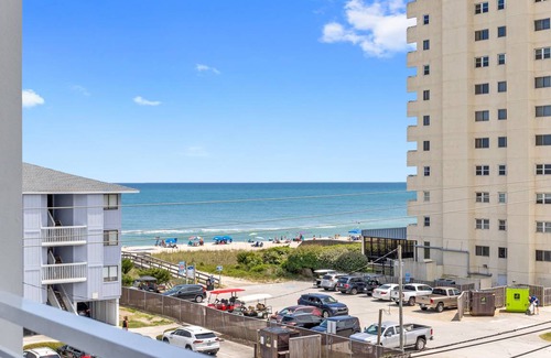 Wilmington Beach House | 204 m² House ∙ 4 bedrooms ∙ 13 guests