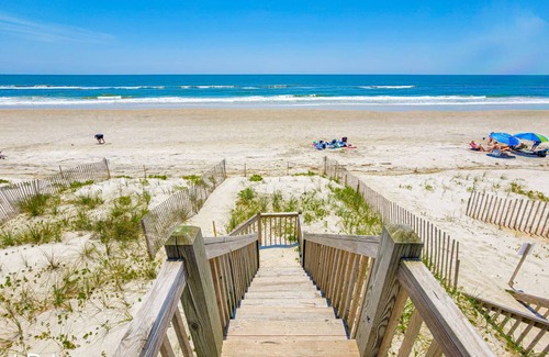 North Topsail Beach House | 205 m² House ∙ 3 bedrooms ∙ 6 guests