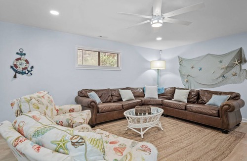 Pine Knoll Shores House | 210 m² House ∙ 4 bedrooms ∙ 10 guests