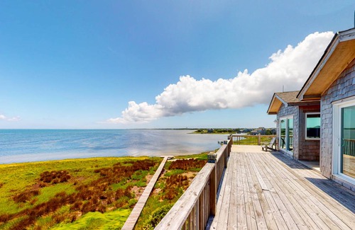 Brigands' Bay House | 215 m² House ∙ 5 bedrooms ∙ 10 guests