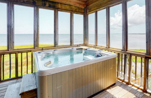 Brigands' Bay House | 215 m² House ∙ 5 bedrooms ∙ 10 guests