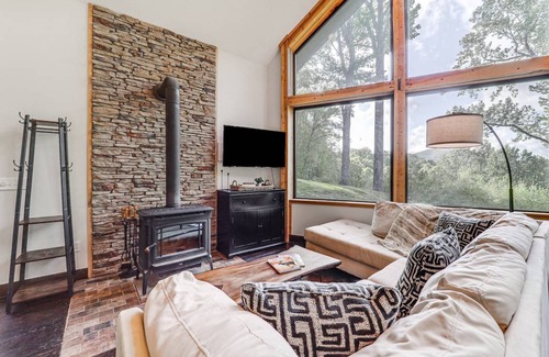 Warrensville House | 219 m² House ∙ 4 bedrooms ∙ 12 guests