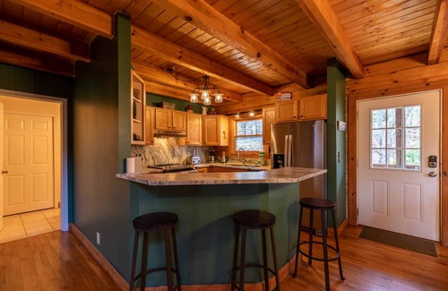 Boone Cabin | 224 m² Cabin ∙ 4 bedrooms ∙ 12 guests
