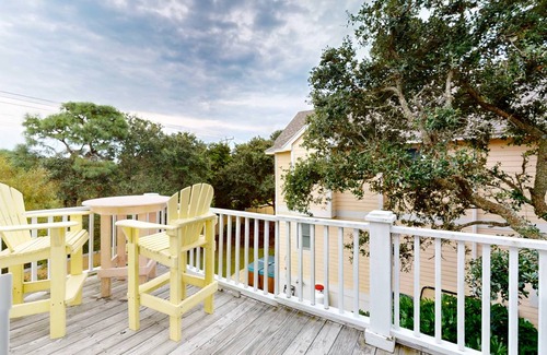 Corolla House | 230 m² House ∙ 4 bedrooms ∙ 8 guests