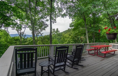 Montreat House | 232 m² House ∙ 4 bedrooms ∙ 12 guests