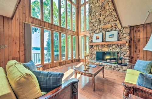 Sherrills Ford House | 233 m² House ∙ 5 bedrooms ∙ 10 guests