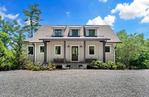 Nebo House | 235 m² House ∙ 4 bedrooms ∙ 8 guests