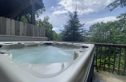 Asheville House | 237 m² House ∙ 5 bedrooms ∙ 14 guests