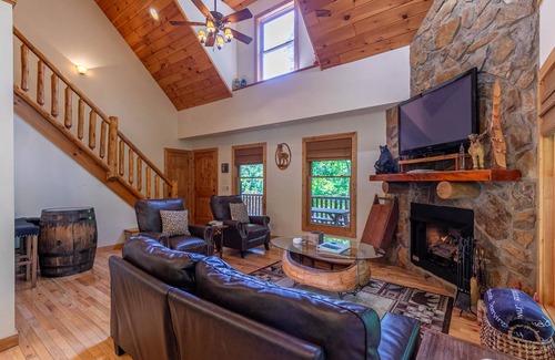 Banner Elk Cabin | 238 m² Cabin ∙ 4 bedrooms ∙ 10 guests