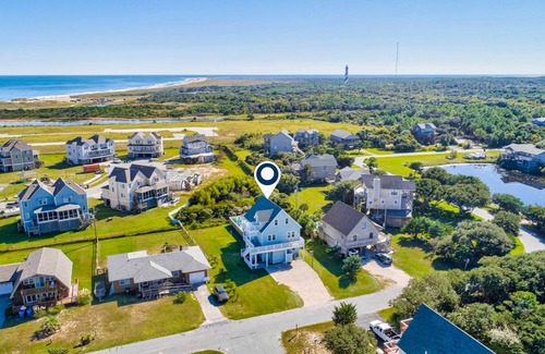 Buxton House | 239 m² House ∙ 5 bedrooms ∙ 13 guests