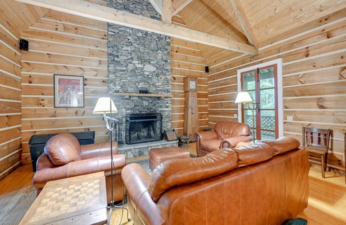 Topton House | 241 m² House ∙ 3 bedrooms ∙ 11 guests