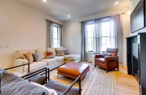 Belmont House | 241 m² House ∙ 4 bedrooms ∙ 12 guests