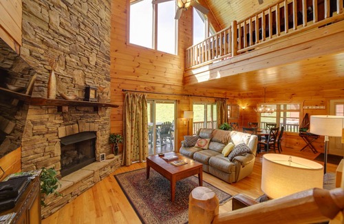 Maggie Valley House | 241 m² House ∙ 4 bedrooms ∙ 14 guests
