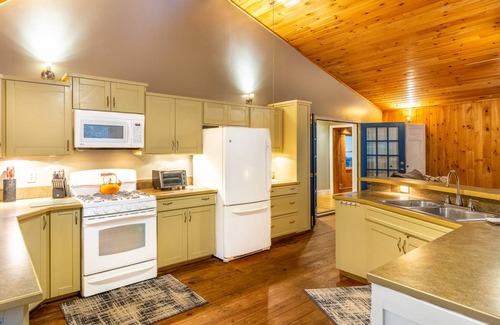 Sylva House | 243 m² House ∙ 3 bedrooms ∙ 8 guests