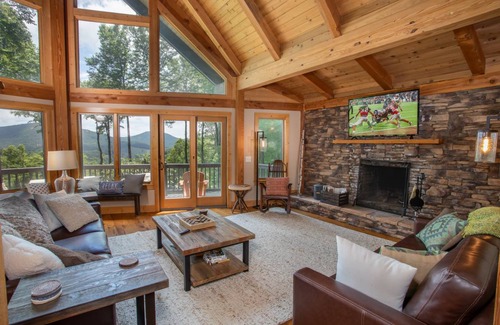 Todd Cabin | 246 m² Cabin ∙ 3 bedrooms ∙ 11 guests