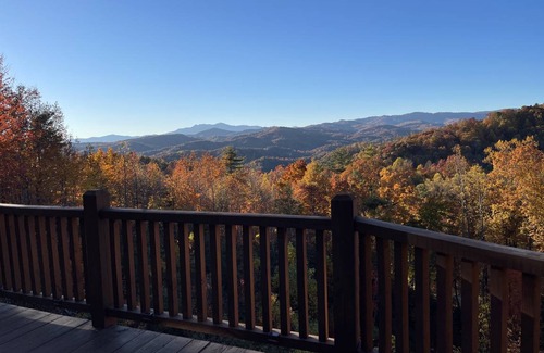 Lenoir Cabin | 255 m² Cabin ∙ 3 bedrooms ∙ 11 guests