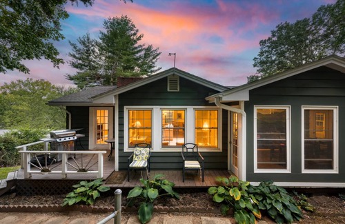 Asheville House | 255 m² House ∙ 5 bedrooms ∙ 12 guests