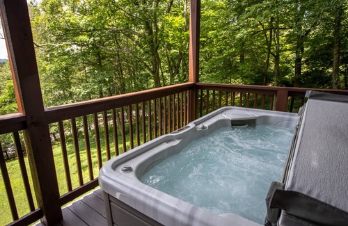 Blowing Rock Cabin | 263 m² Cabin ∙ 4 bedrooms ∙ 10 guests