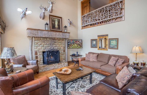 Blowing Rock Cabin | 263 m² Cabin ∙ 4 bedrooms ∙ 10 guests