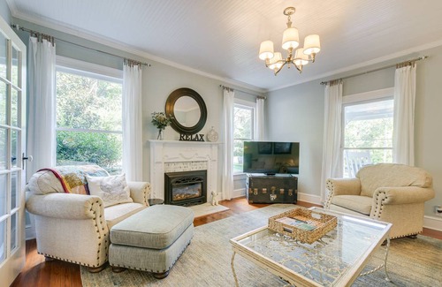 Bynum House | 265 m² House ∙ 3 bedrooms ∙ 6 guests