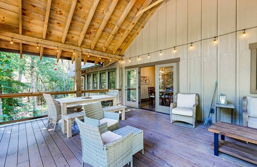 Pisgah Forest House | 276 m² House ∙ 4 bedrooms ∙ 10 guests