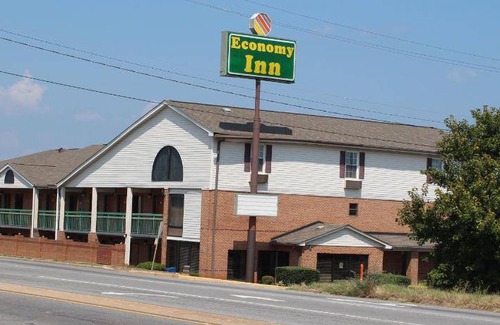 Statesville Hotel | 280 m² Hotel ∙ 4 guests
