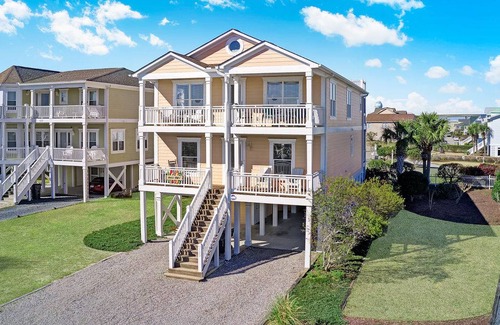 Holden Beach House | 280 m² House ∙ 5 bedrooms ∙ 14 guests